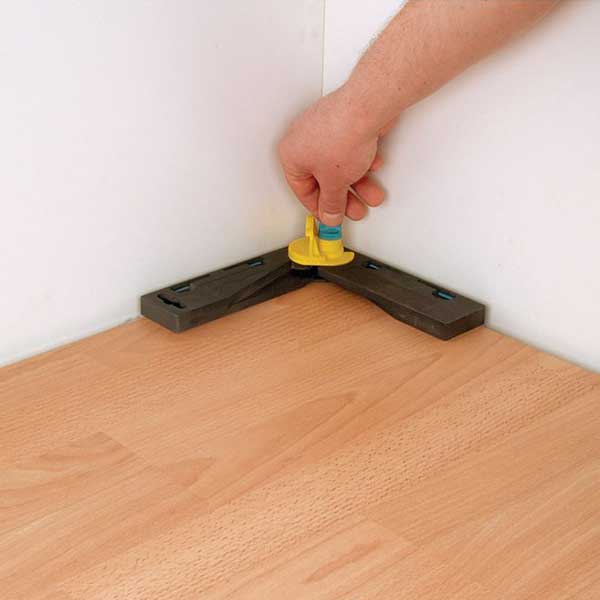 Аголник за прецизно сечење 30 - 180° Wolfcraft