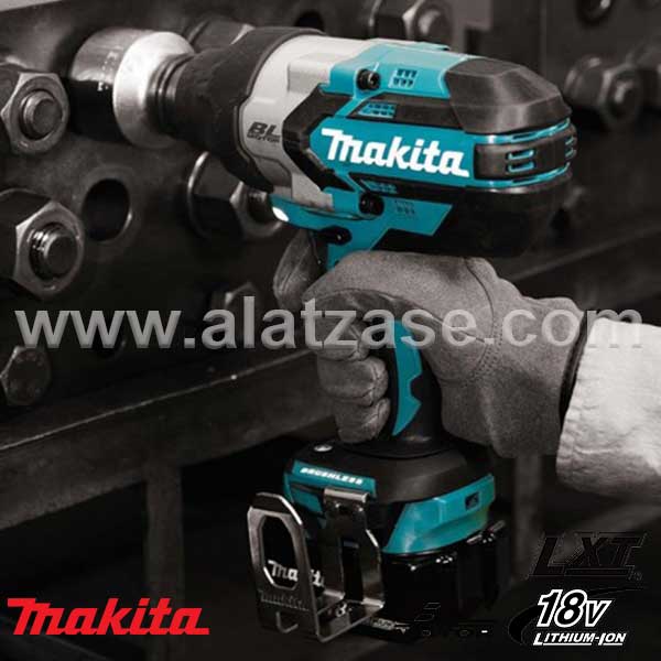 MAKITA DTW1002RTJ Акумулаторски ударен одвртувач